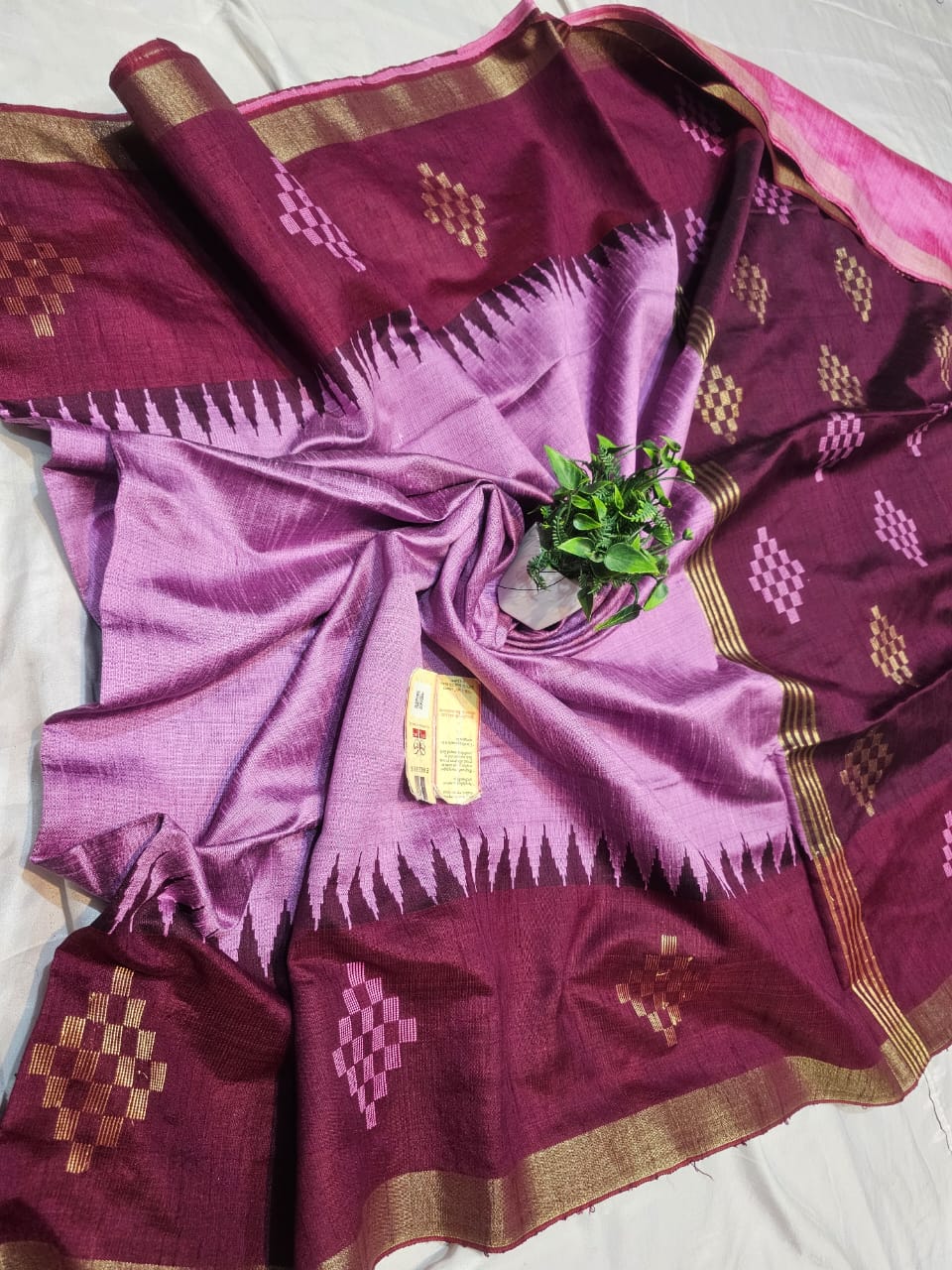 Classic Onion Pink & Plum Elegance Handloom Raw Silk Saree SS26681