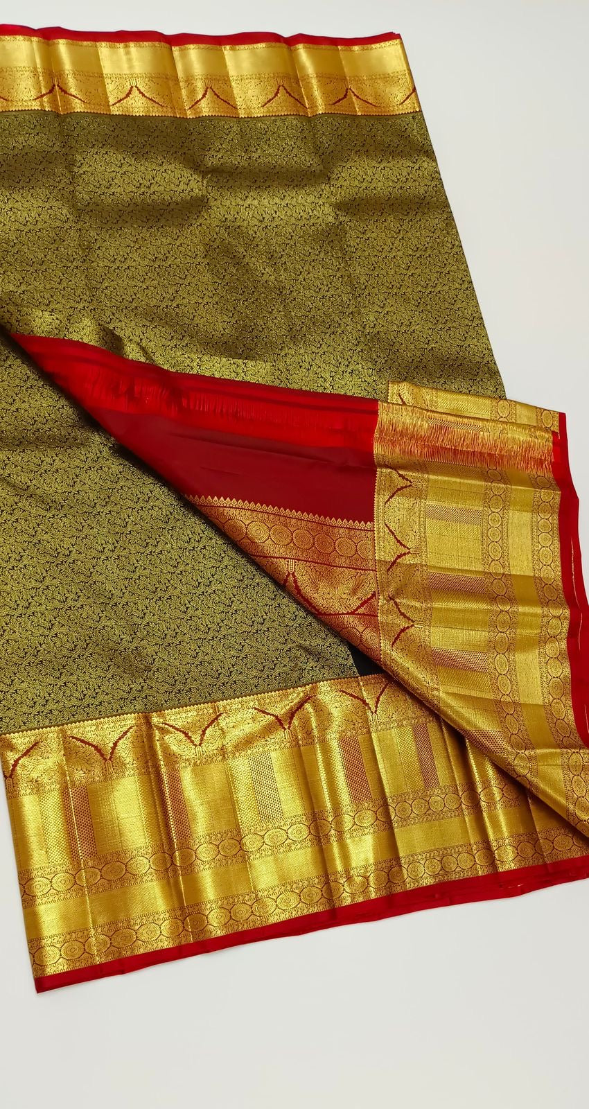 Classic Black & Maroon Red 2gm Zari Elegance Kanchipuram Handloom Silk Saree SS24461