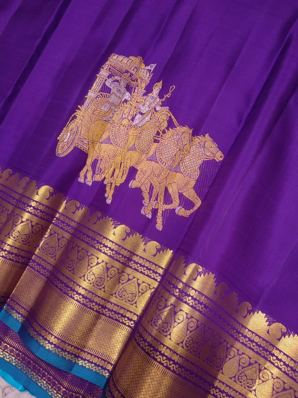 Classic Violet & Sky Blue 2gm Zari Elegance Kanchipuram Handloom Silk Saree SS24628