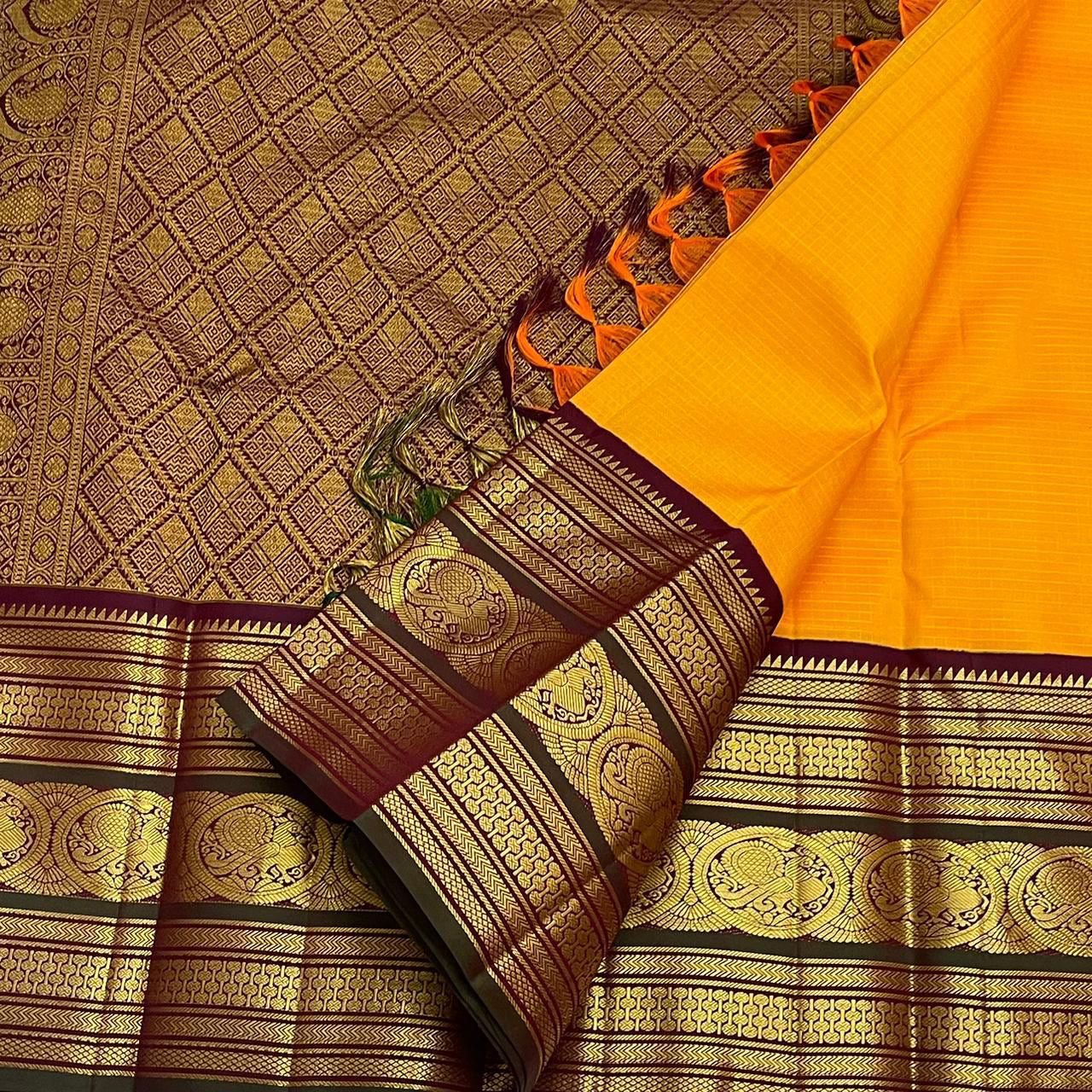 Classic Mango Yellow & Mahogany Red 2gm Zari Korvai Vaira Oosi Checks Kanchipuram Handloom Silk Saree SS26250