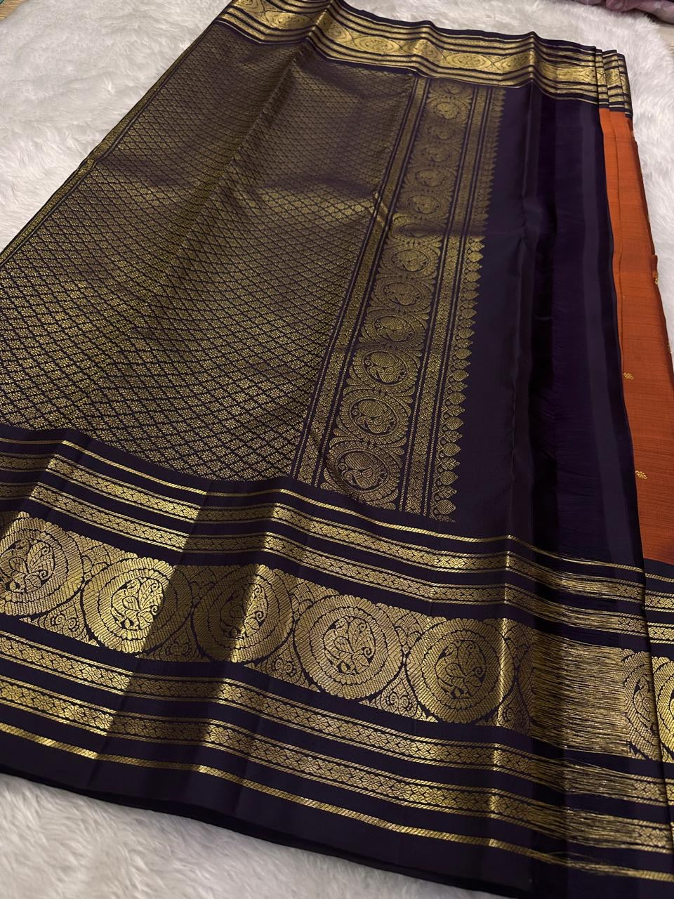 Classic Burnt Orange & Bluish Black 2gm Zari Elegance Kanchipuram Handloom Silk Saree SS24235