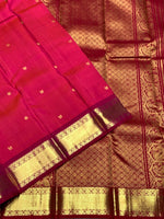 Load image into Gallery viewer, Classic Deep Pink 2gm Zari Kanchipuram Handloom Silk Saree SS25989
