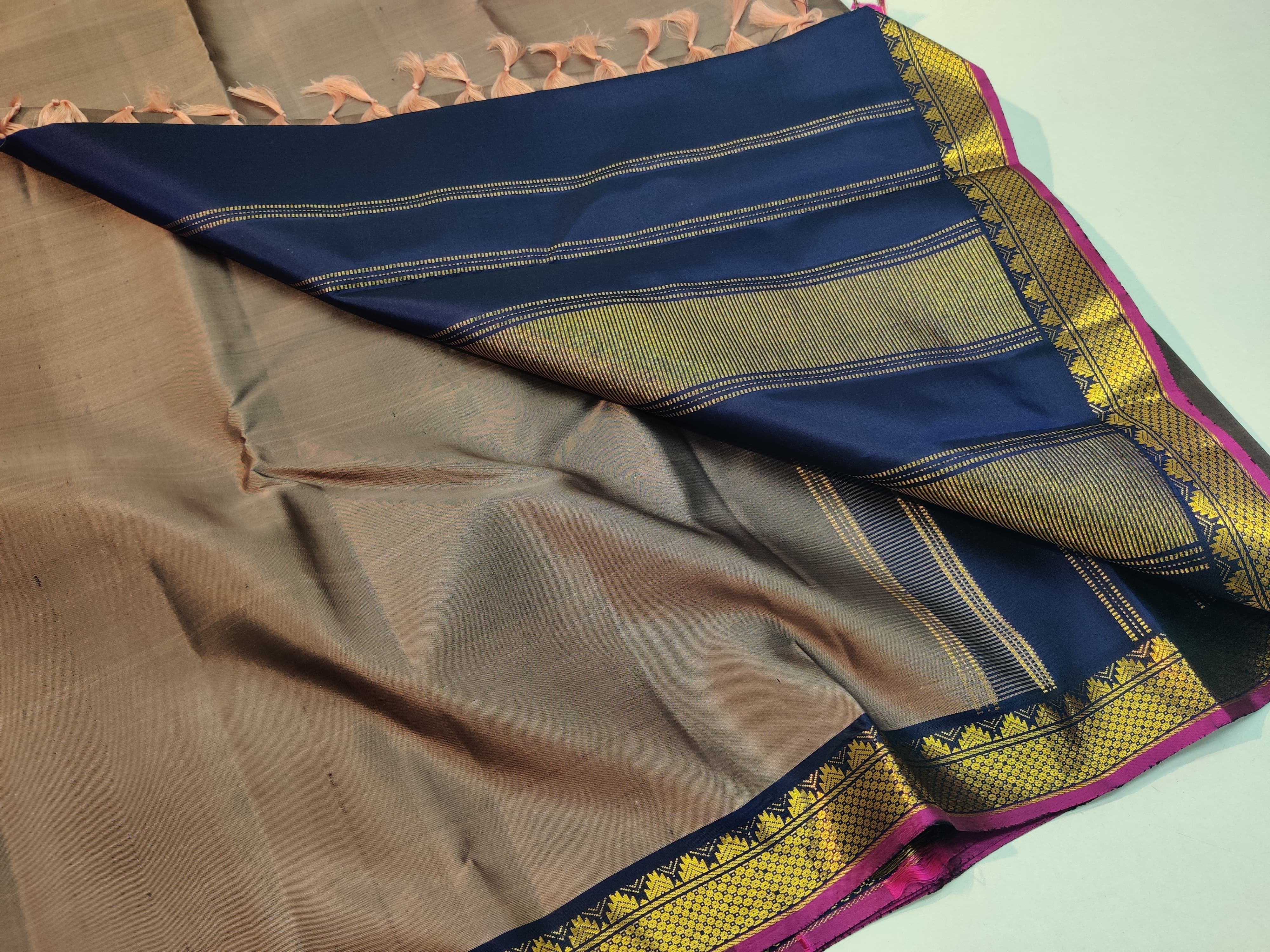 Classic Sand Grey & Midnight Blue Elegance Kanchipuram Handloom Silk Saree SS23685