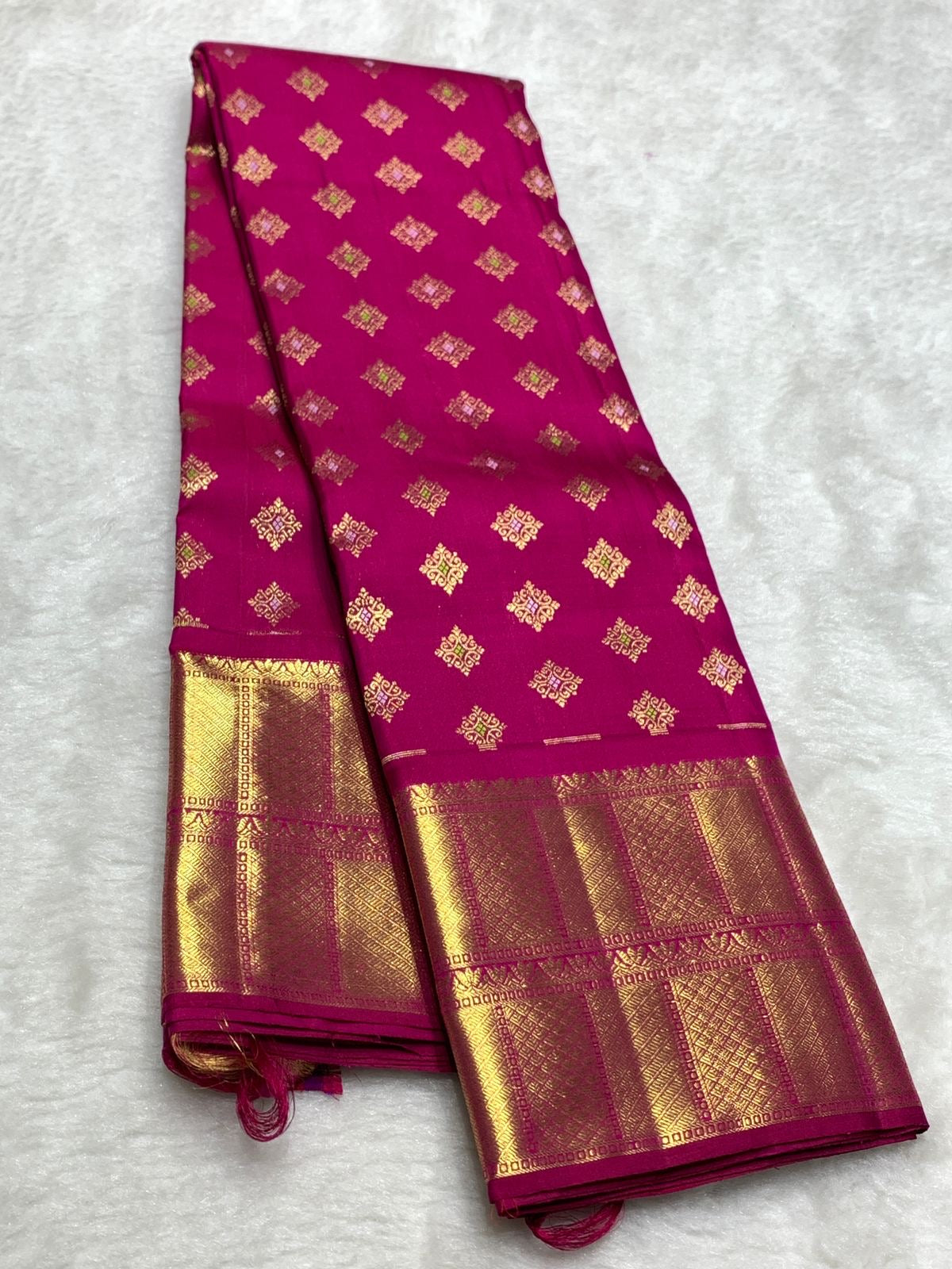 Classic Deep Pink 2gm Zari Bridal Elegance Kanchipuram Handloom Silk Saree SS24106