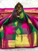 Load image into Gallery viewer, Classic Deep Pink &amp; Green 2gm Zari Kanchipuram Handloom Silk Saree SS25815
