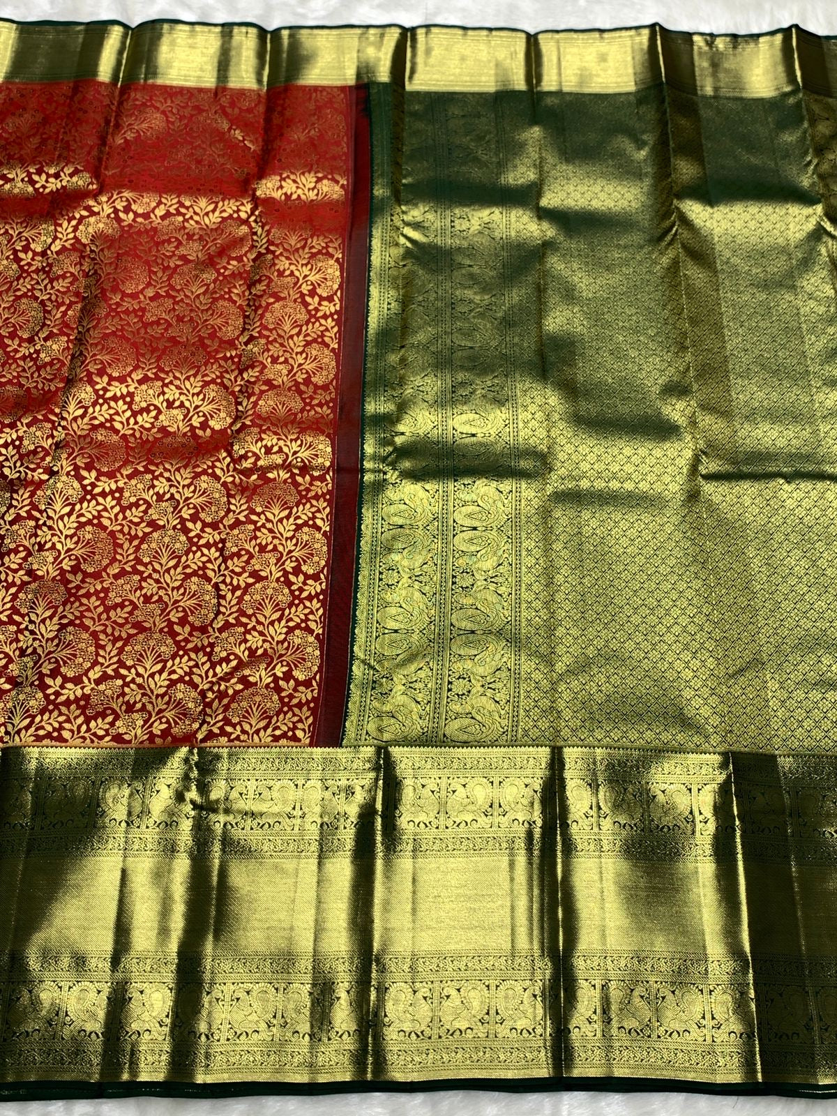 Classic Cherry Red & Deep Green 2gm Zari Bridal Elegance Kanchipuram Handloom Silk Saree SS25359