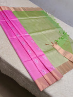 Load image into Gallery viewer, Classic Light Pink &amp; Light Green Elegance Handloom Soft Silk Saree SS26562
