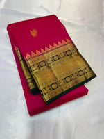 Load image into Gallery viewer, Classic Dark Pink &amp; Green 2gm Zari Elegance Kanchipuram Handloom Silk Saree SS23791
