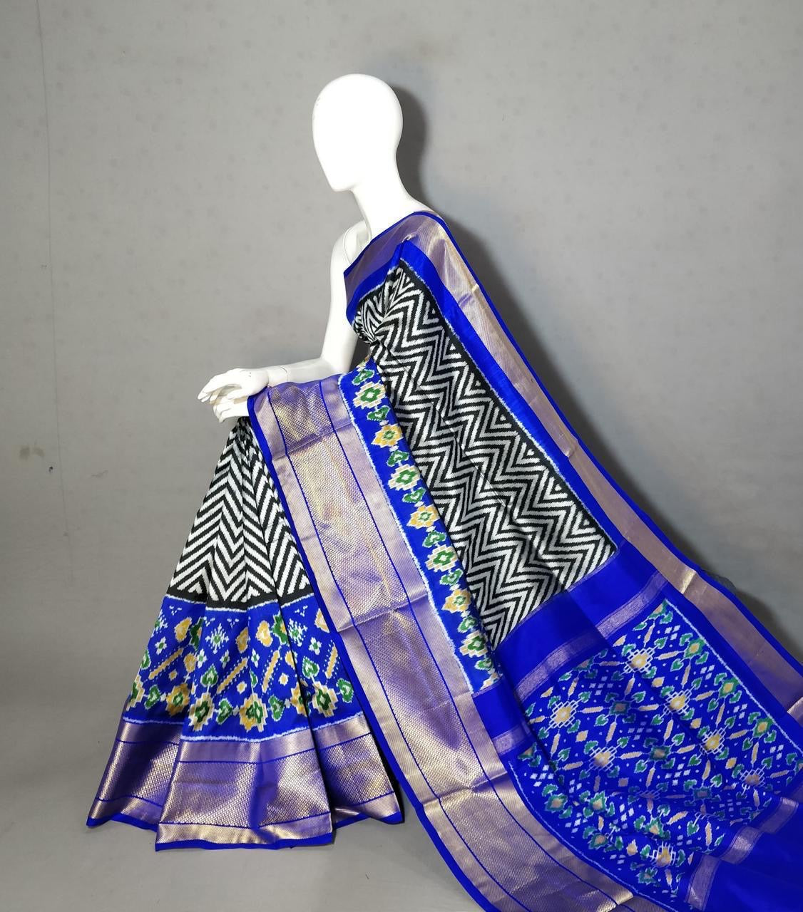 Classic Charcoal Black & Robin Blue Ikkat Elegance Handloom Soft Silk Saree SS23098