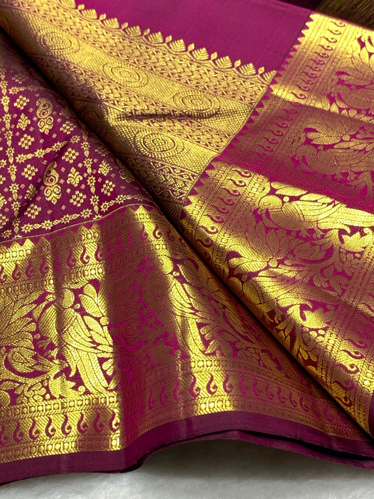 Classic Ruby Plum Bridal Elegance Kanchipuram Handloom Silk Saree SS24861