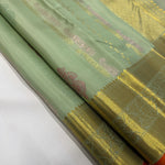 Load image into Gallery viewer, Classic Pista Green &amp; Chilly Red 2gm Zari Elegance Kanchipuram Silk Saree SS23890
