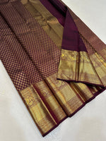 Load image into Gallery viewer, Classic Shimmer Wine Red Bridal Elegance Kanchipuram Handloom Silk Saree SS26641
