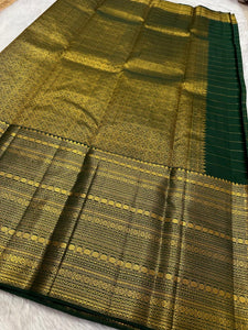 Classic Bottle Green Bridal Elegance Kanchipuram Handloom Silk Saree SS21912