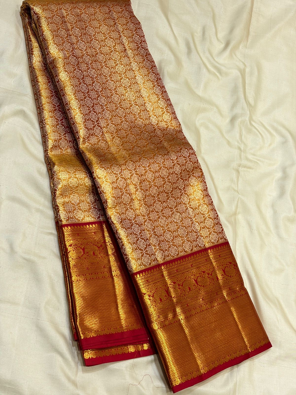 Classic Gold & Red 2gm Zari Brocade Tissue Bridal Elegance Kanchipuram Handloom Silk Saree SS26663