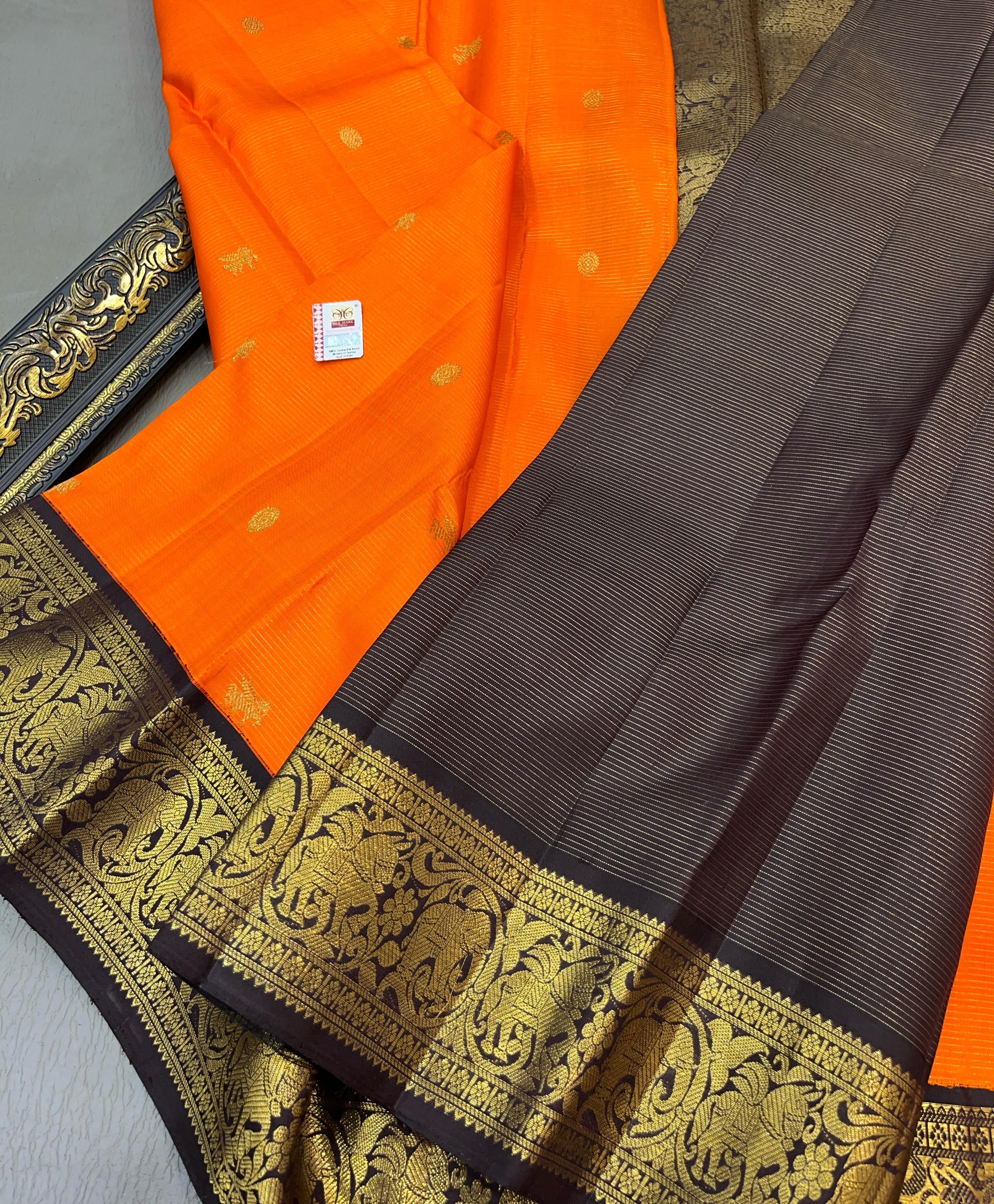 Classic Mandarin Orange & Black Elegance Kanchipuram Handloom Silk Saree SS24437