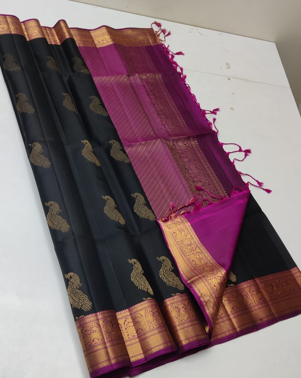 Classic Charcoal Black & Shimmer Wine Red Double Warp Elegance Handloom Soft Silk Saree SS23513