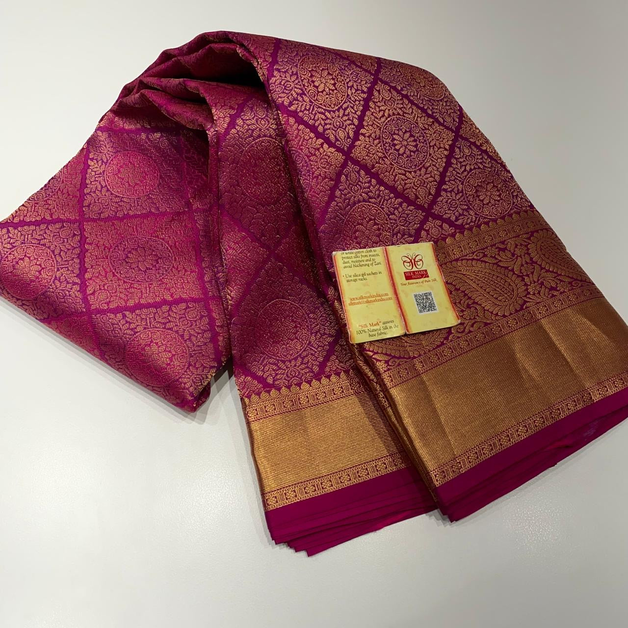 Classic Deep Pink Elegance Kanchipuram Handloom Silk Saree SS24588