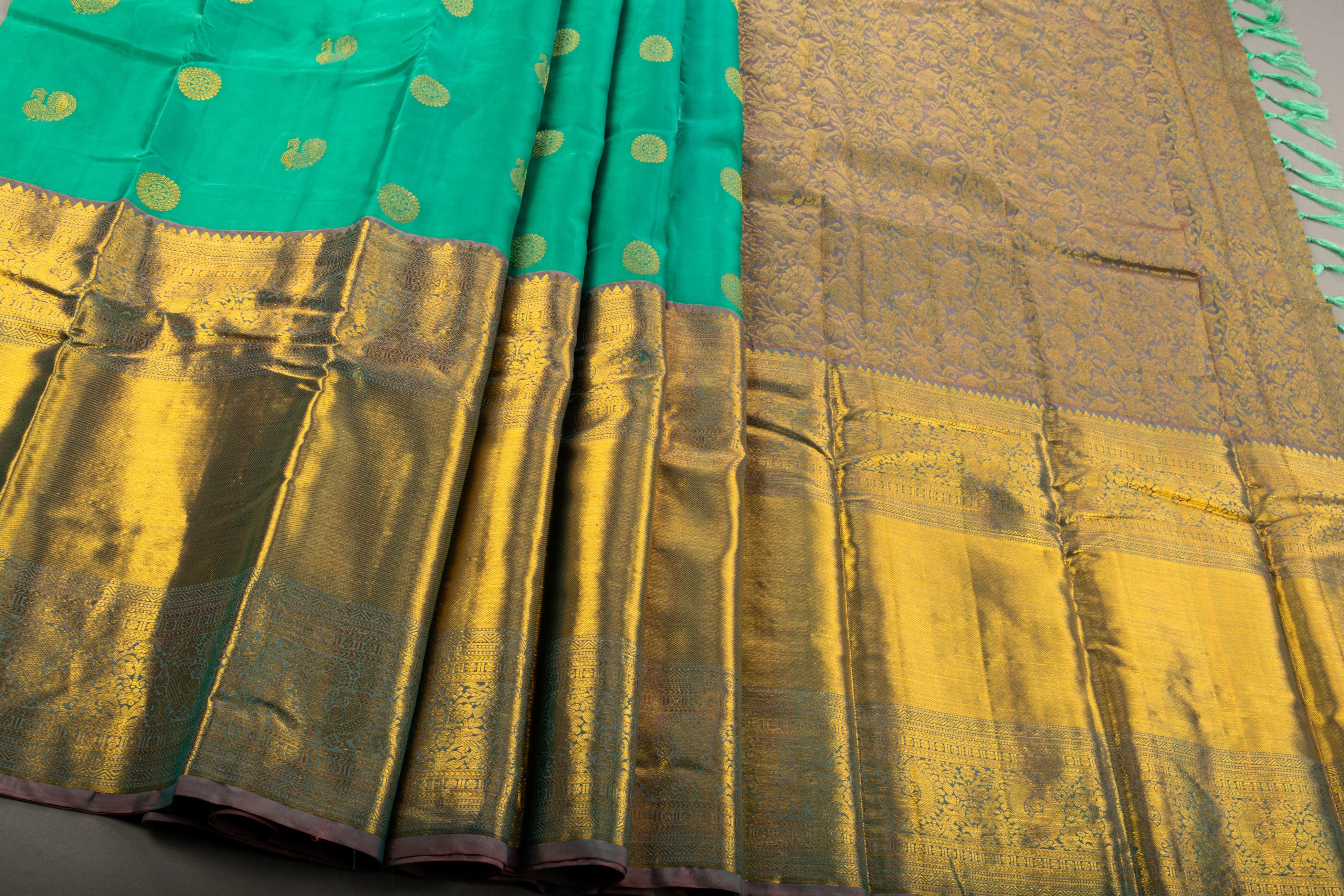 Classic Sea Green & Pastel Orange  Kanchipuram Handloom Silk Saree SS26622