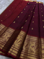 Load image into Gallery viewer, Classic Cherry Red Kanchipuram Handloom Silk Saree SS26838
