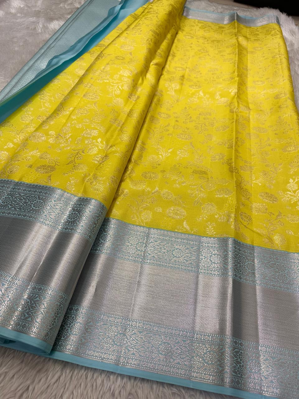 Classic Lime Yellow & Sky Blue 2gm Zari Bridal Elegance Kanchipuram Handloom Silk Saree SS24476