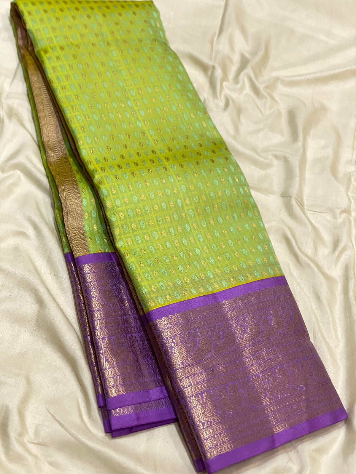 Classic Light Green & Lavender 1gm Zari Kanchipuram Handloom Silk Saree SS25809