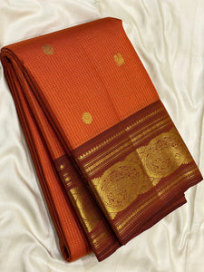 Classic Apricot Orange & Burnt Orange 2gm Zari Vaira Oosi Elegance Kanchipuram Handloom Silk Saree SS25328