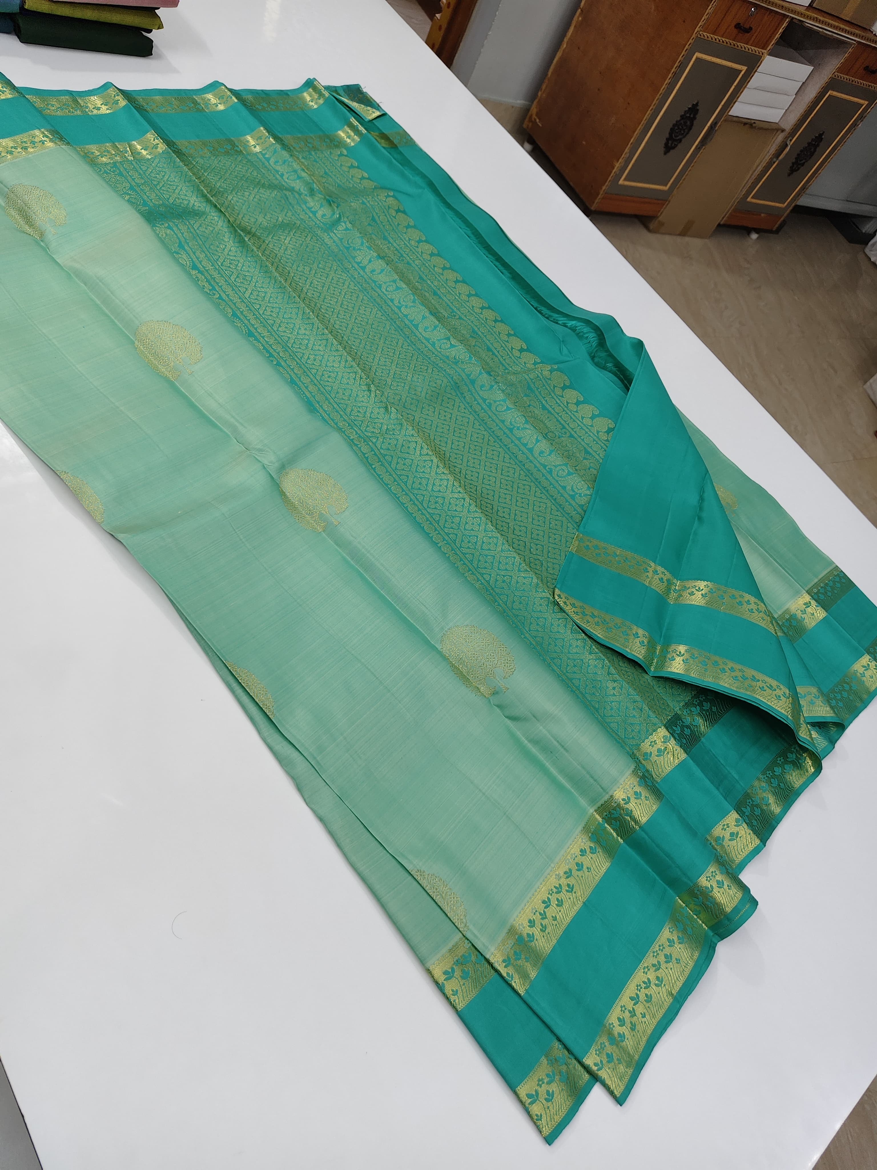 Classic Sea Green Kanchipuram Handloom Silk Saree SS25924