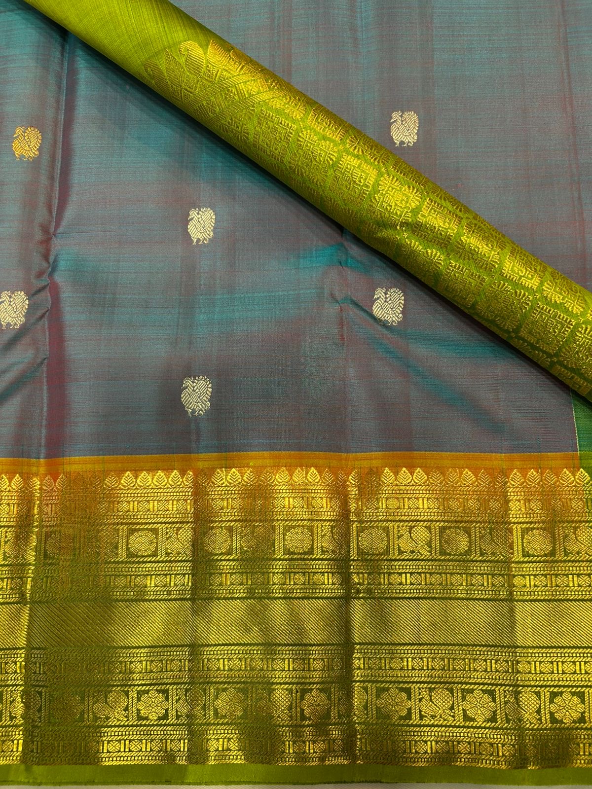 Classic Peacock Green & Olive Green 2gm Gold Zari Elegance Kanchipuram Silk Saree SS23856