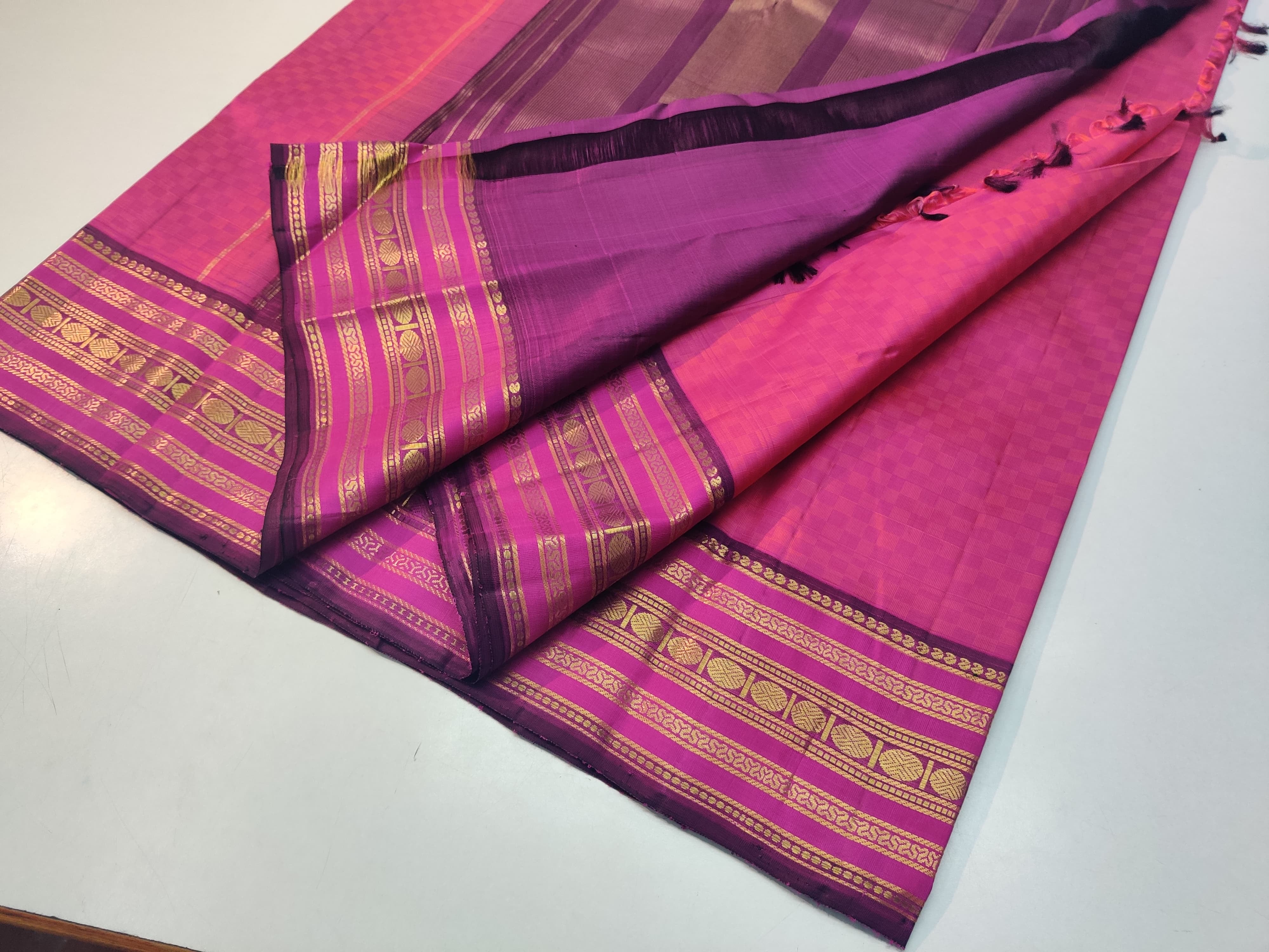 Classic Creamy Pink Elegance Kanchipuram Silk Saree SS23831