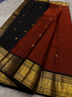 Load image into Gallery viewer, Classic Reddish Brown &amp; Charcoal Black Kanchipuram Handloom Silk Saree SS25902
