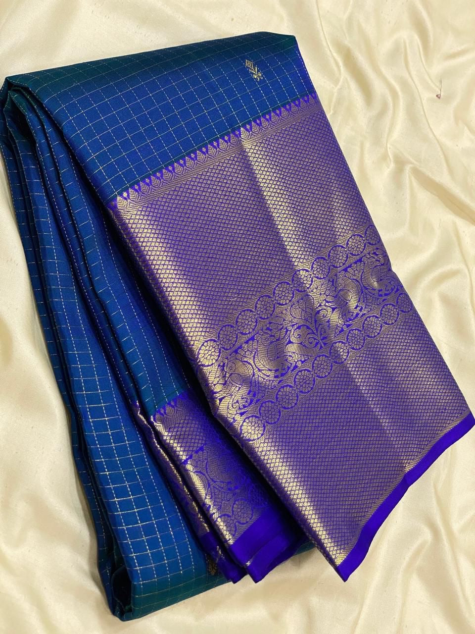 Classic Peacock Blue 2gm Zari Vaira Oosi Checks Kanchipuram Handloom Silk Saree SS25896