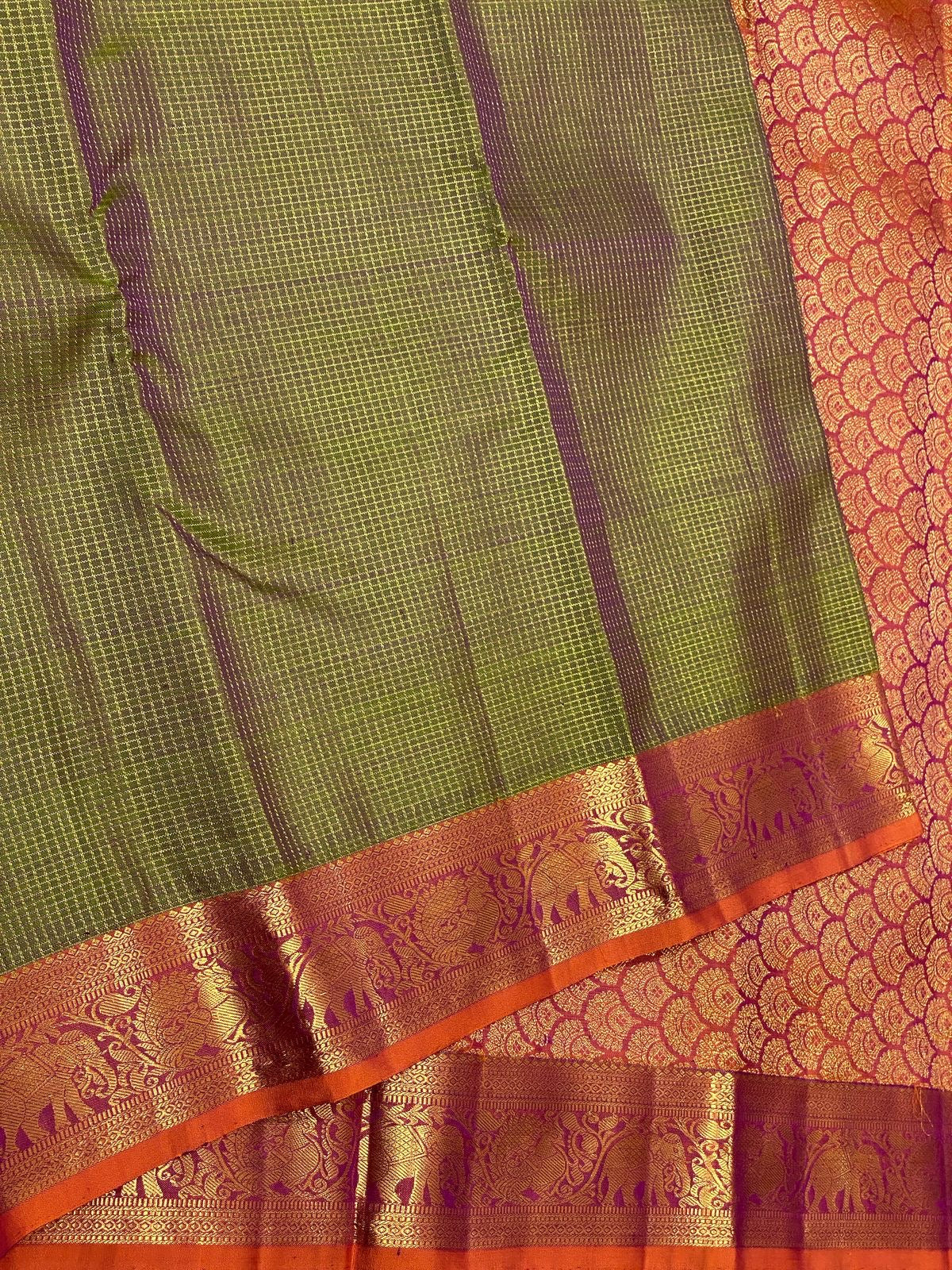 Dual Fern Green & Orange 2gm Zari Vaira Oosi Elegance Kanchipuram Handloom Silk Saree SS25381