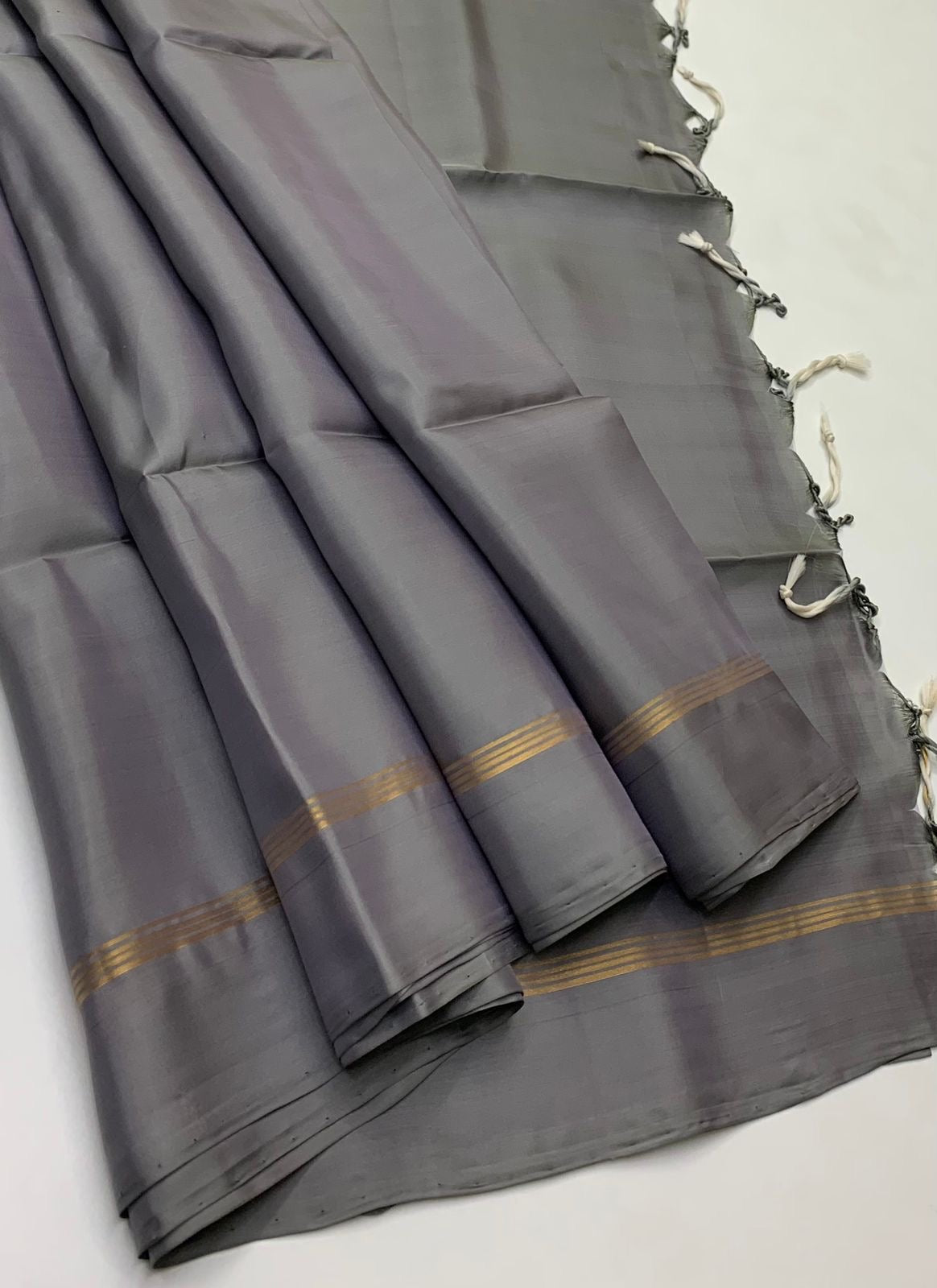 Classic Slate Grey Elegance Plain Handloom Soft Silk Saree SS26138