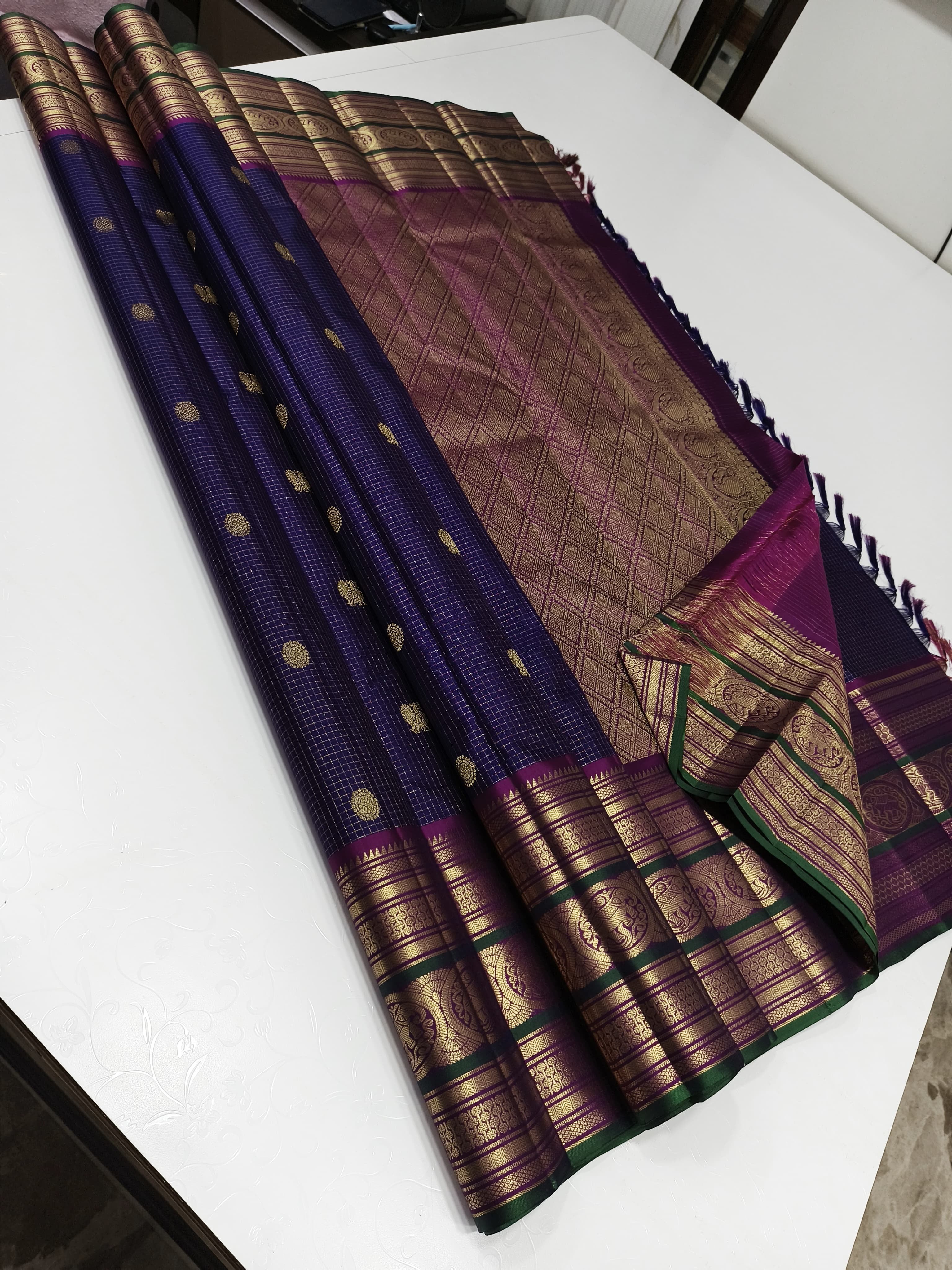 Classic Navy Blue & Vadamalli 2gm Zari Kanchipuram Handloom Silk Saree SS26240