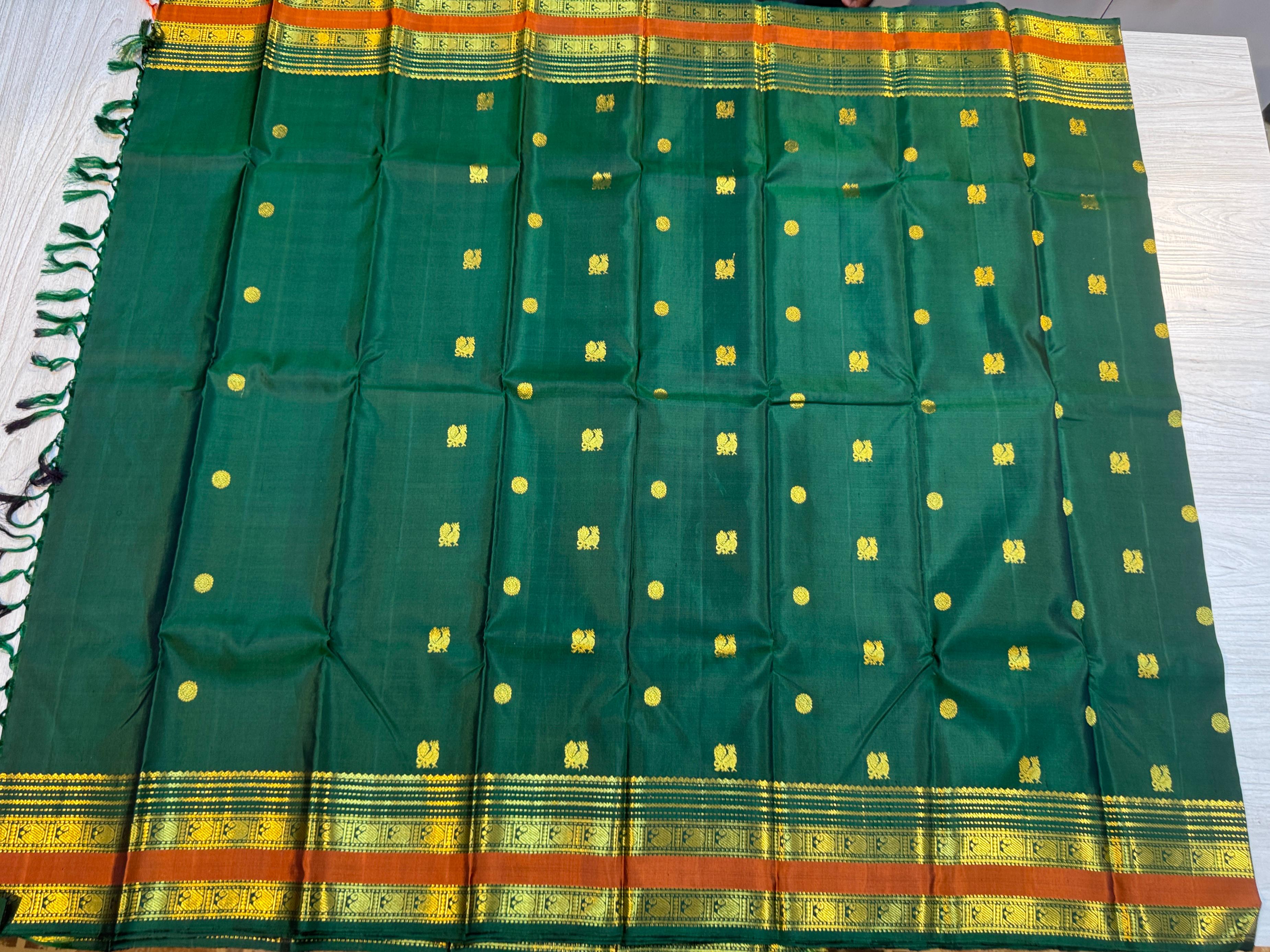 Classic Green Kanchipuram Handloom Silk Saree SS26578