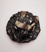 Load image into Gallery viewer, Classic Dark Charcoal Black Double Warp Elegance Kanchipuram Handloom Silk Saree SS27171
