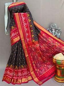 Classic Shadow Black & Red Ikkat Elegance Handloom Soft Silk Saree SS23132