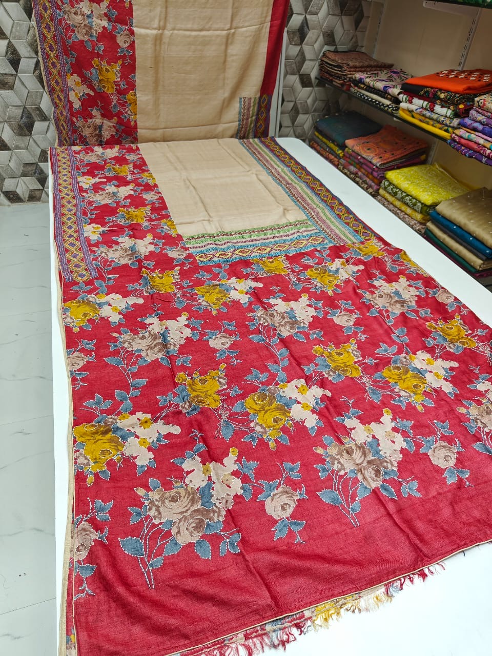 Classic Floral Print Kantha Lambani Elegance Gaachi Tussar Silk Saree SS24160