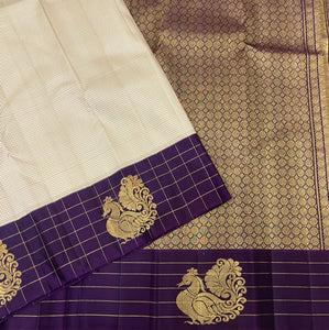 Classic Beige & Vadamalli 2gm Zari Checks Butta Elegance Kanchipuram Handloom Silk Saree SS24458