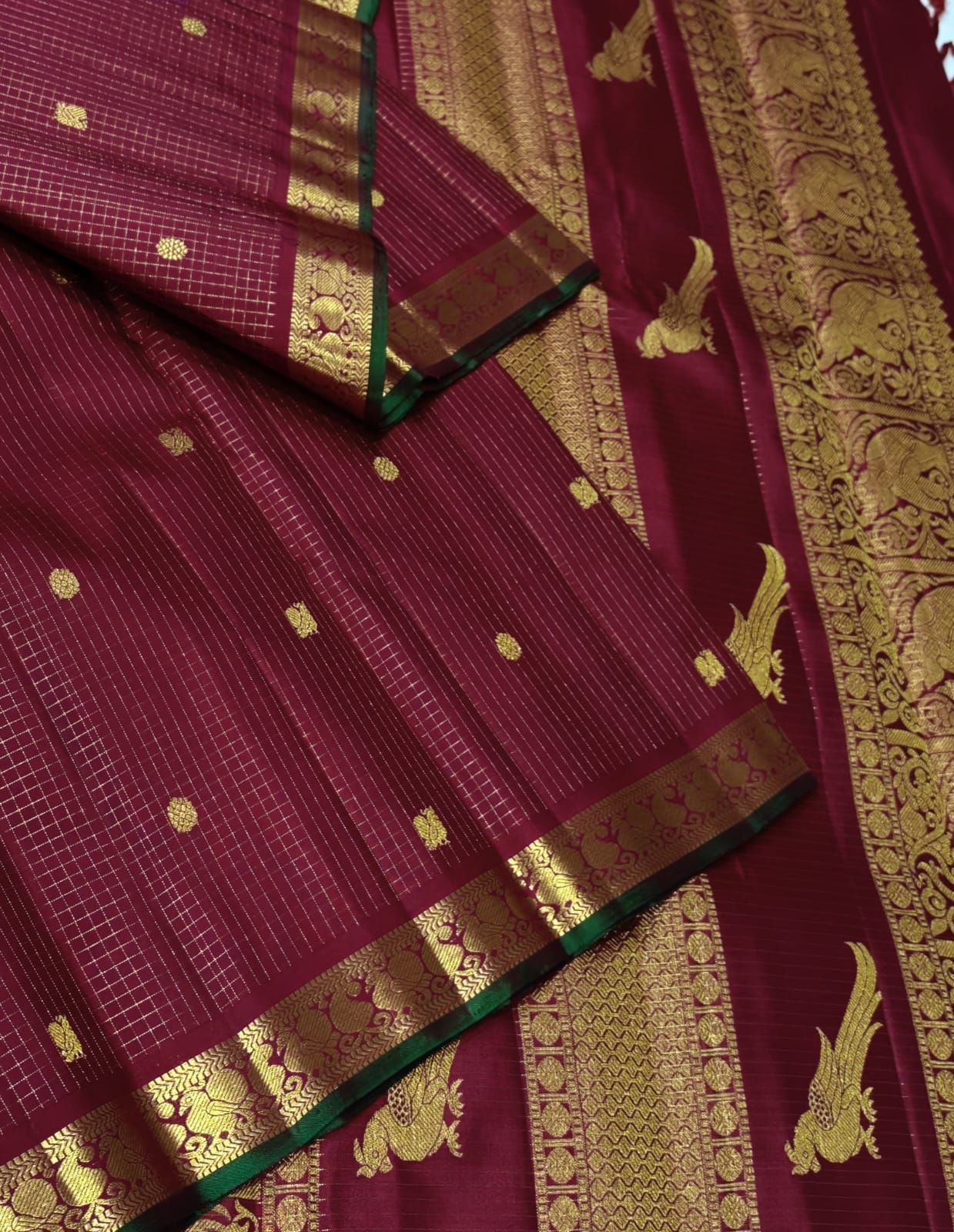 Classic Maroon 2gm Zari Vintage Kanchipuram Handloom Silk Saree SS26598