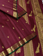 Load image into Gallery viewer, Classic Maroon 2gm Zari Vintage Kanchipuram Handloom Silk Saree SS26598
