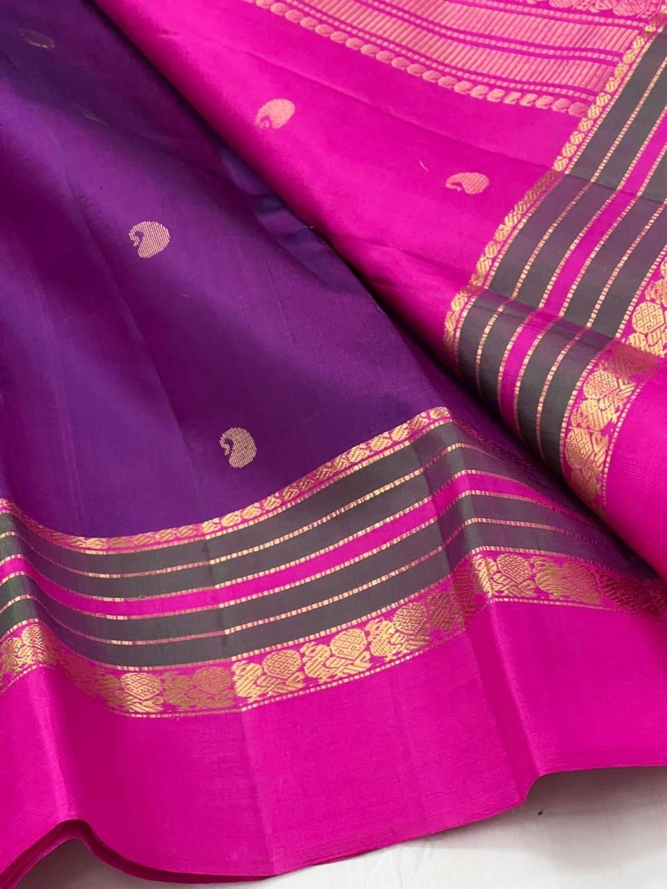 Classic Purple & Deep Pink 2gm Zari Kanchipuram Handloom Silk Saree SS25577