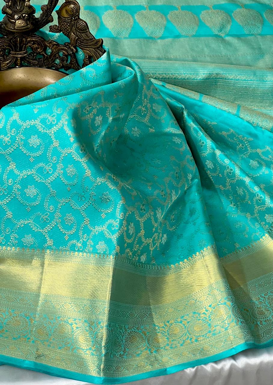 Classic Turquoise 2gm Zari Bridal Elegance Kanchipuram Handloom Silk Saree SS23867