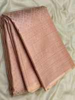 Load image into Gallery viewer, Classic Blush Peach 2gm Zari Brocade Bridal Elegance Kanchipuram Handloom Silk Saree SS27648
