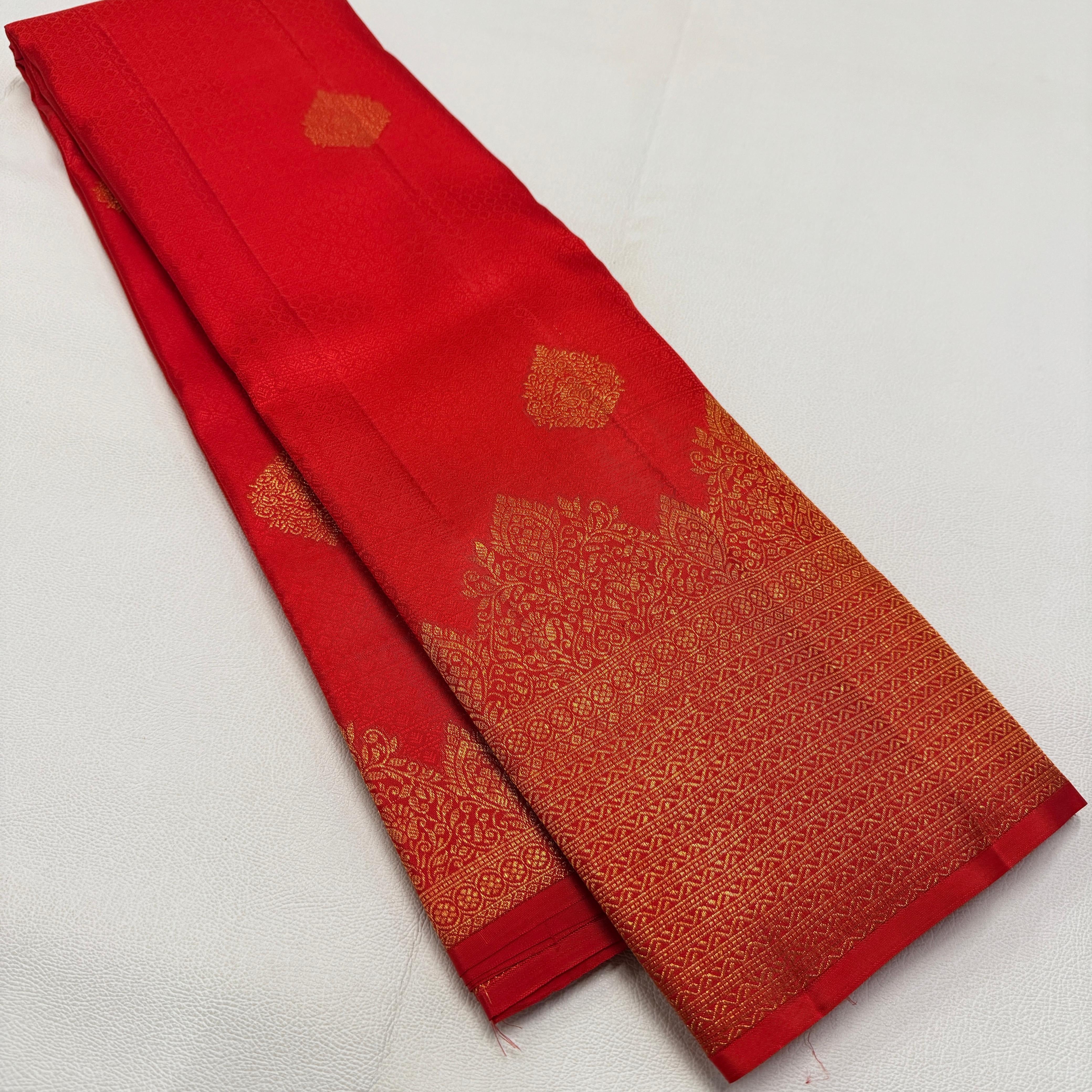 Classic Scarlet Red 2gm Zari Temple Bridal Elegance Kanchipuram Handloom Silk Saree SS26583
