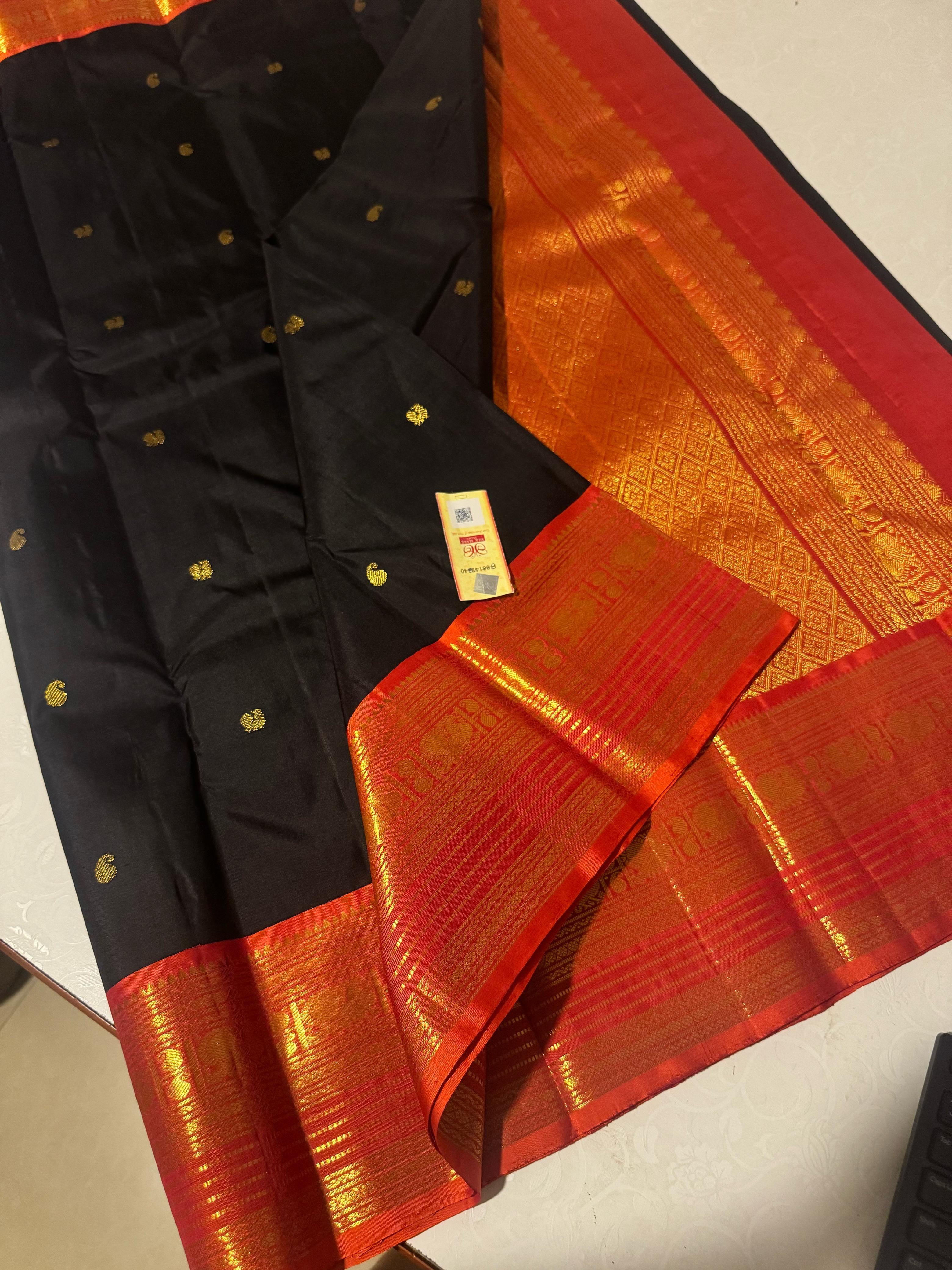 Classic Black & Orange 2gm Zari Elegance Kanchipuram Handloom Silk Saree SS25302