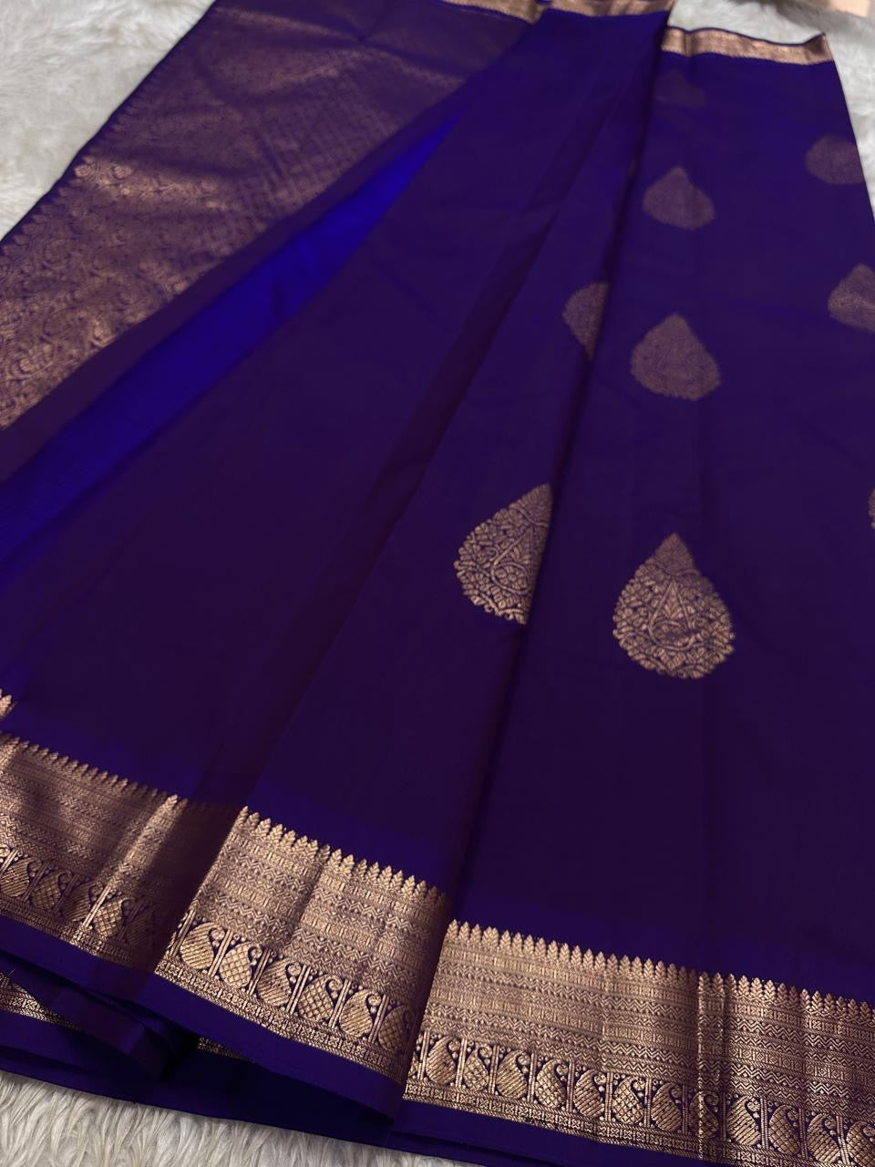 Classic Bluish Violet Kanchipuram Handloom Silk Saree SS26080