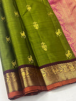 Load image into Gallery viewer, Classic Olive Green &amp; Dark Pink 2gm Zari Bridal Elegance Kanchipuram Handloom Silk Saree SS27130
