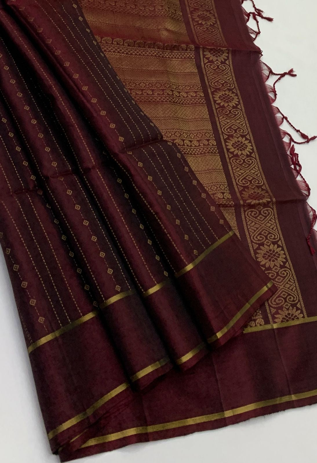 Classic Dark Coffee Brown Elegance Handloom Soft Silk Saree SS24587