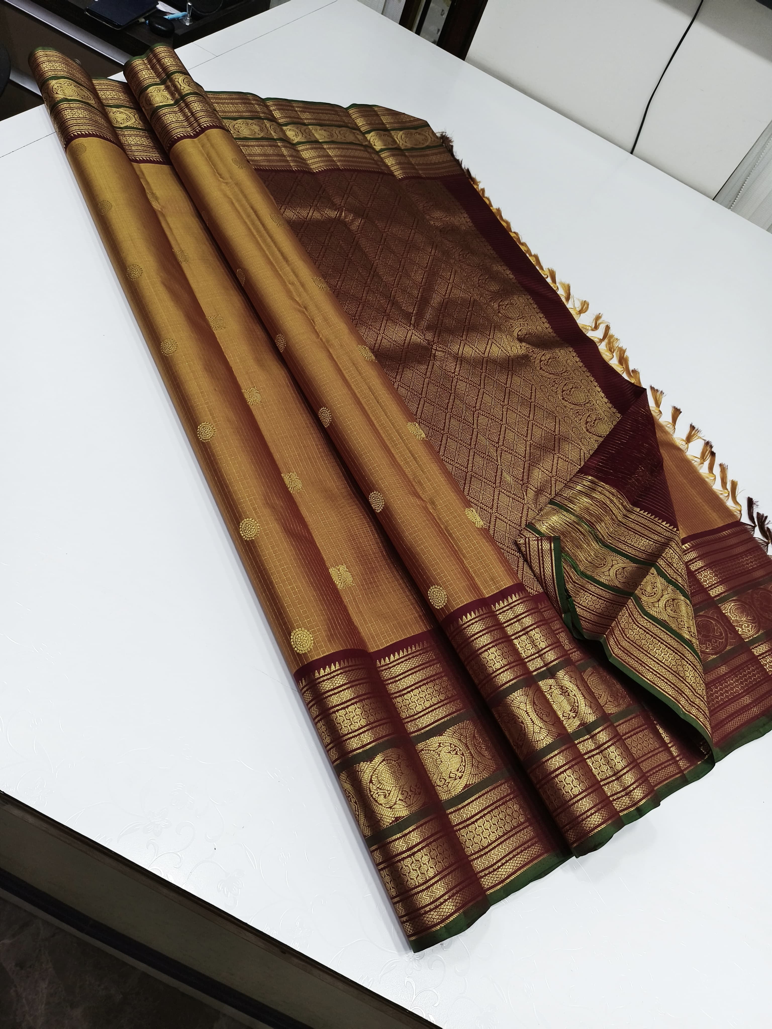 Classic Mustard & Plum 2gm Zari Kanchipuram Handloom Silk Saree SS26243